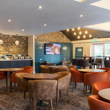 Hotel & Lounge 3*