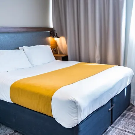 Hotel & Lounge Almondsbury