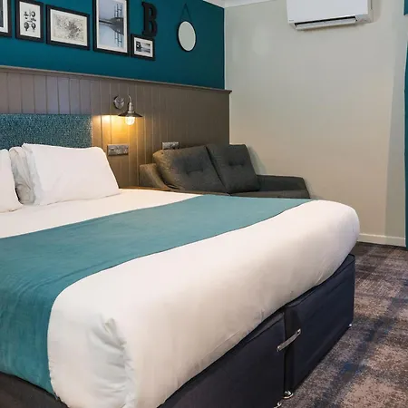 & Lounge Hotel 3*